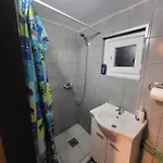 Vikendica Garfild Sa Bazenom I Saunom Banja Luka