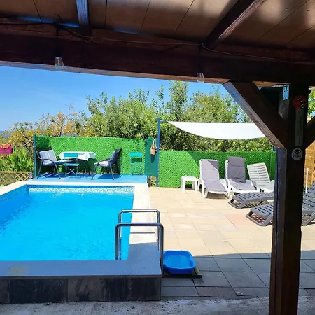 Vikendica Garfild Sa Bazenom I Saunom *