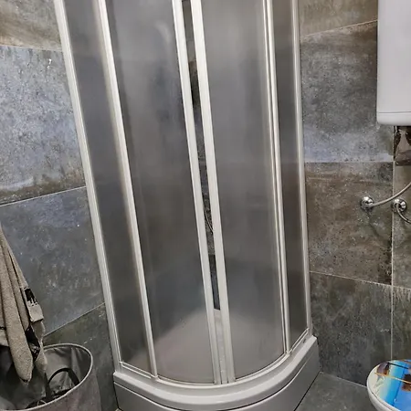 Vikendica Garfild Sa Bazenom I Saunom * Banja Luka