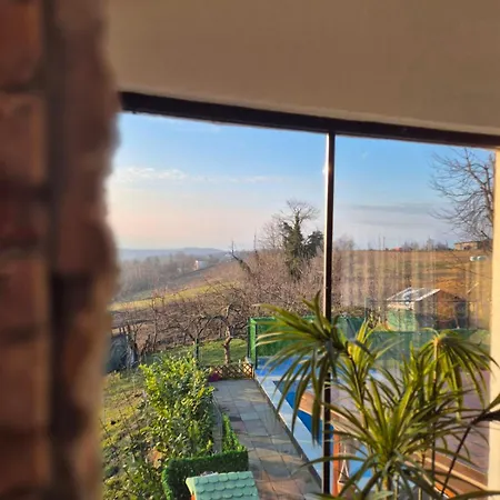 Vikendica Garfild Sa Bazenom I Saunom * Banja Luka