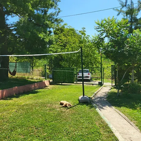 Vikendica Garfild Sa Bazenom I Saunom * Banja Luka