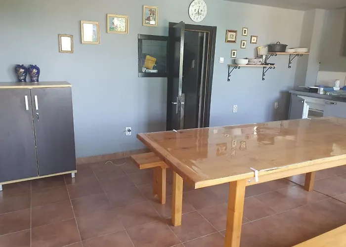 Vikendica Garfild Sa Bazenom I Saunom