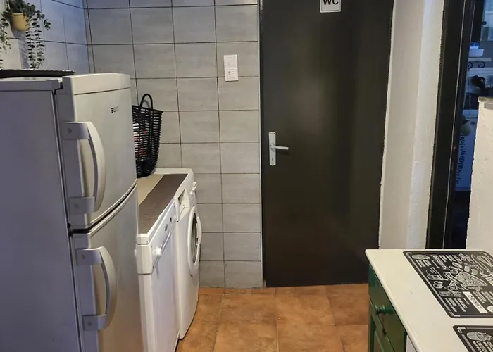 Vikendica Garfild Sa Bazenom I Saunom Holiday home *