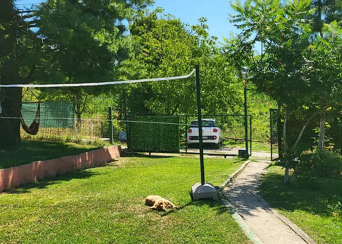 Vikendica Garfild Sa Bazenom I Saunom * Banja Luka